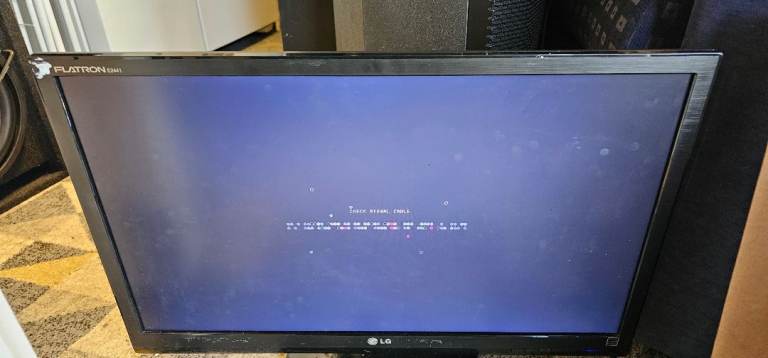 LG FLATRON E2441 Monitors x2