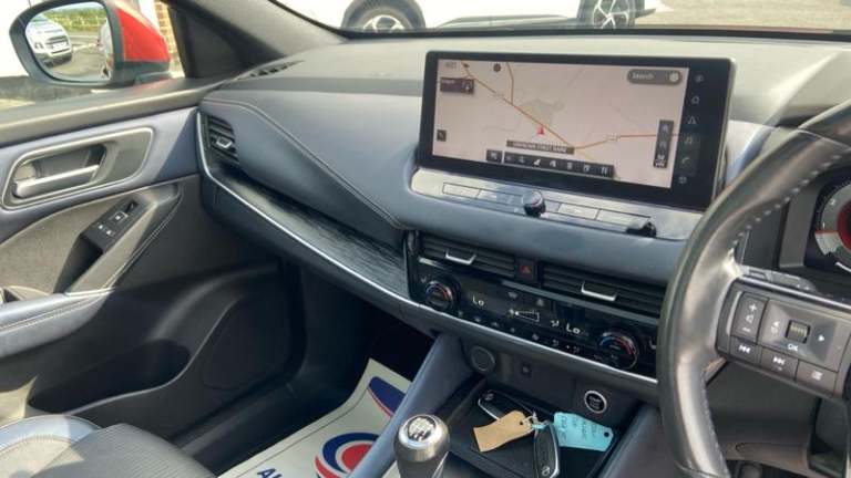 2022 Nissan Qashqai 1.3 DiG-T MH Tekna 5dr HATCHBACK PETROL Manual