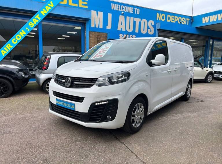2020 70 VAUXHALL VIVARO 1.5 TURBO D 2700 SPORTIVE PANEL VAN 5DR DIESEL MANUAL L1