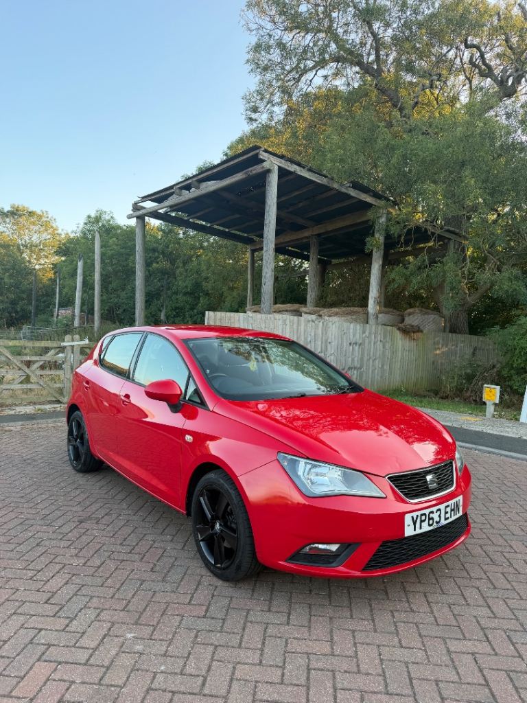 Seat Ibiza 1.4L petrol manual - 12 months mot - low miles - cheap runner 