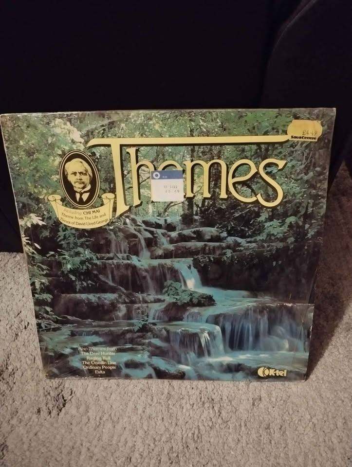 REDUCED TO CLEAR - Various Vinyl Albums - Rod Stewart, Dr Who, James Bond, Jim Steinman & more