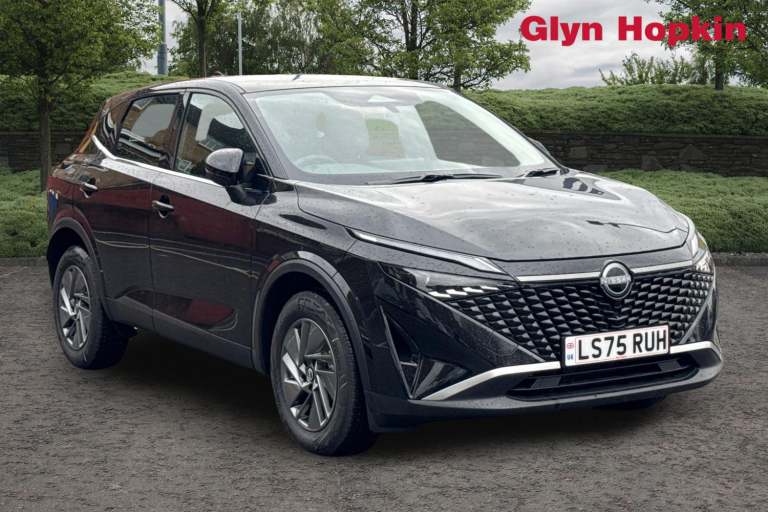 2025 Nissan Qashqai 1.3 DiG-T MH 158 Acenta Premium 5dr Xtronic Hatchback Petrol Automatic