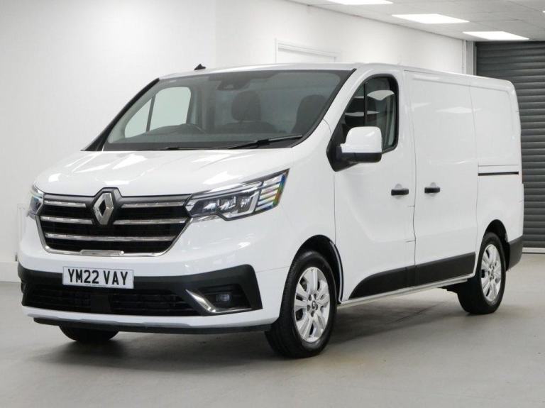 2022 RENAULT TRAFIC SL28 2.0 BLUEDCI 130 BHP SWB SPORT NAV EDITION