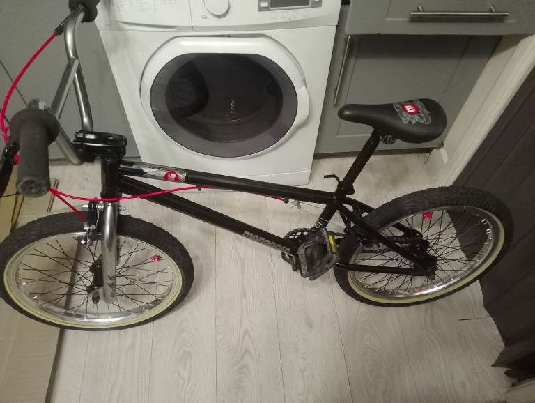 Mongoose bmx 