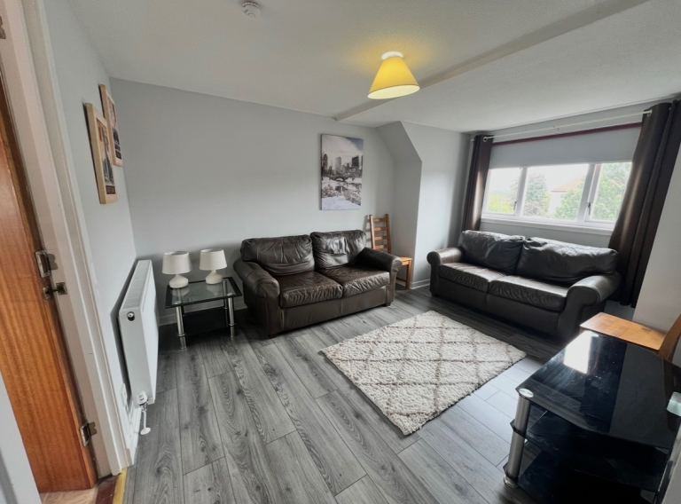 Bright 1-bed flat in Livingston