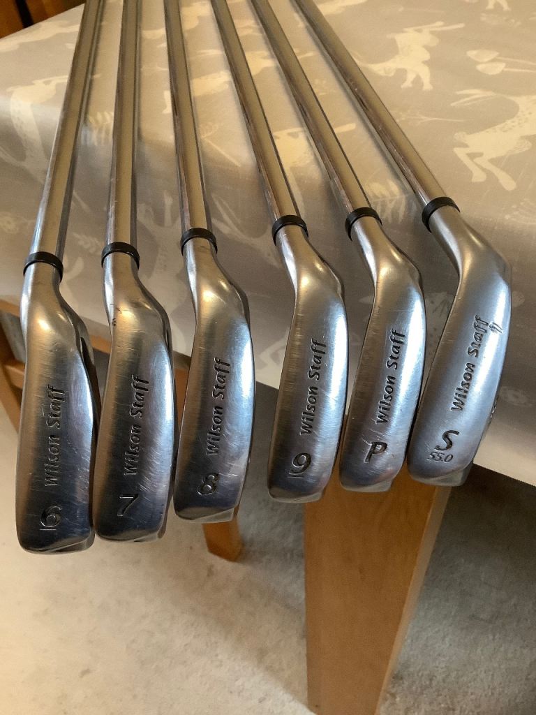 Wilson Staff Di9 Irons.