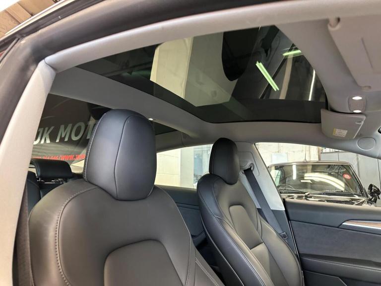 TESLA MODEL 3 (Dual Motor) Long Range Auto 4WDE 4dr 2021