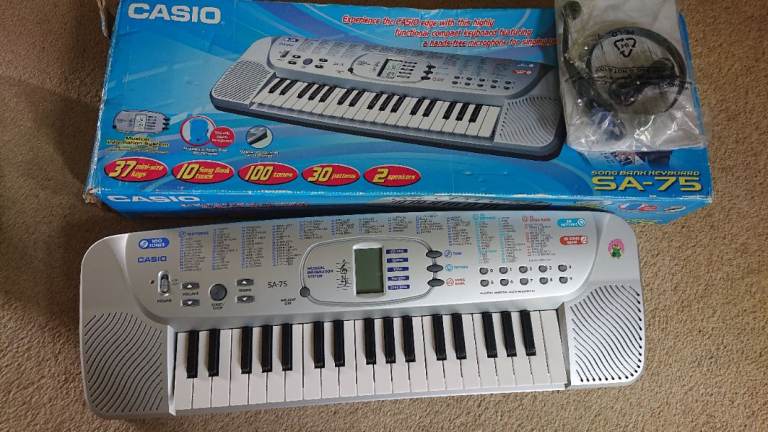 As new Casio SA-75 Keyboard 