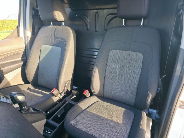2018 Ford Transit Connect 1.5 220 EcoBlue Auto L1 Euro 6 (s/s) 5dr PANEL VAN Diesel Automatic