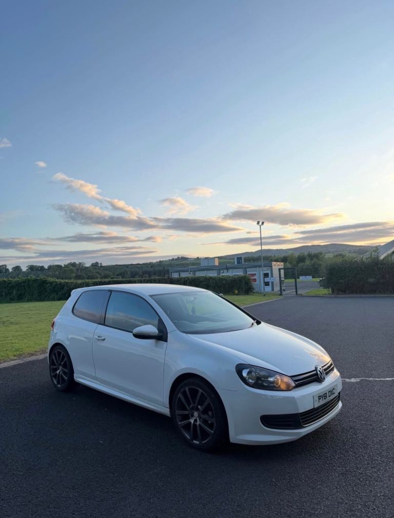 Volkswagen, GOLF, Hatchback, 2011, Manual, 1598 (cc), 3 doors