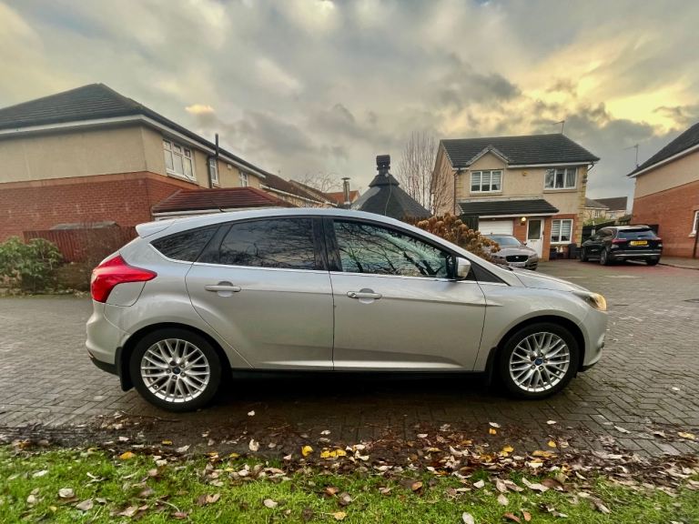 Ford, FOCUS, Hatchback, 2011, Manual, 1596 (cc), 5 doors