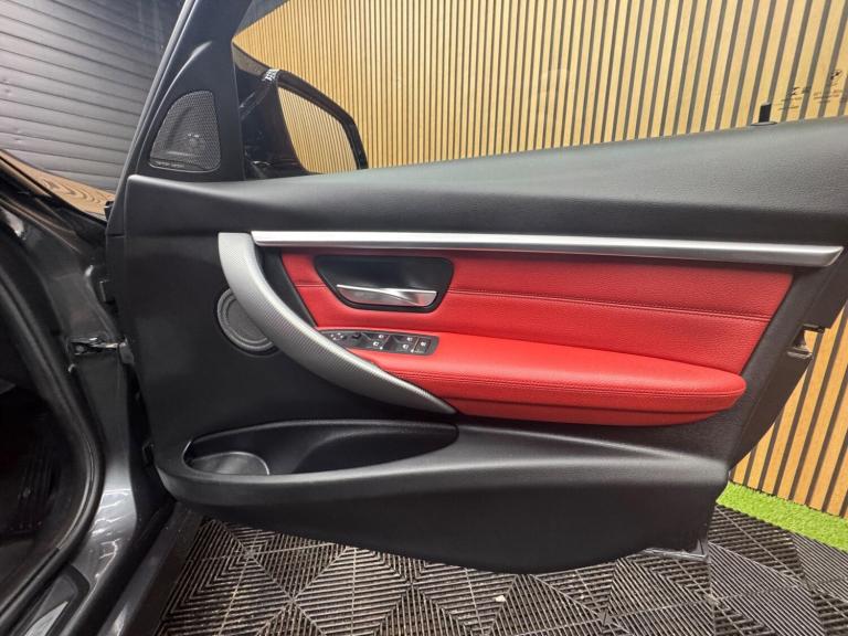 2017 BMW 3 Series 330e M Sport Shadow Edition 4dr Step Auto SALOON PETROL/ELECTRIC Automatic