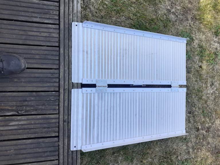 ALUMINIUM WHEELCHAIR  RAMP