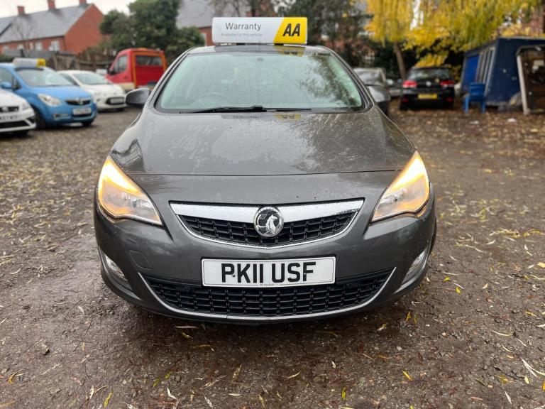 2011 Vauxhall Astra 1.6i 16V Exclusiv 5dr Auto HATCHBACK PETROL Automatic