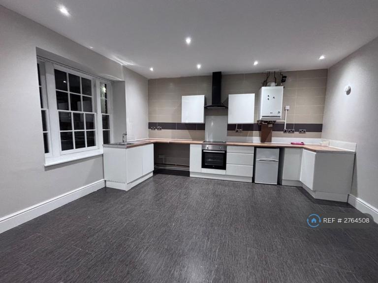 1 bedroom flat in Ty Gloch, Brecon, LD3 (1 bed) (#2764508)