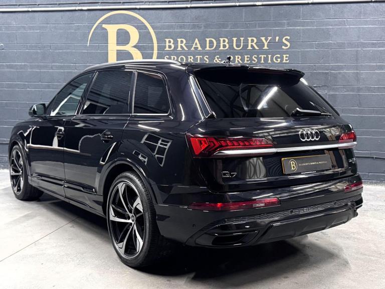 AUDI Q7 3.0 TFSI V6 55 Black Edition 2021