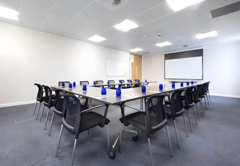 Private Offices From 5 to 60 Desks in Aldgate - Spaces with All Inclusive Pricing EC3A
