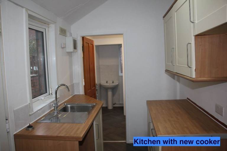 DSS tenants ONLY  - Private landlord offering a 2-bed DSS house in NG3 (Carlton Road) - NO DEPOSIT