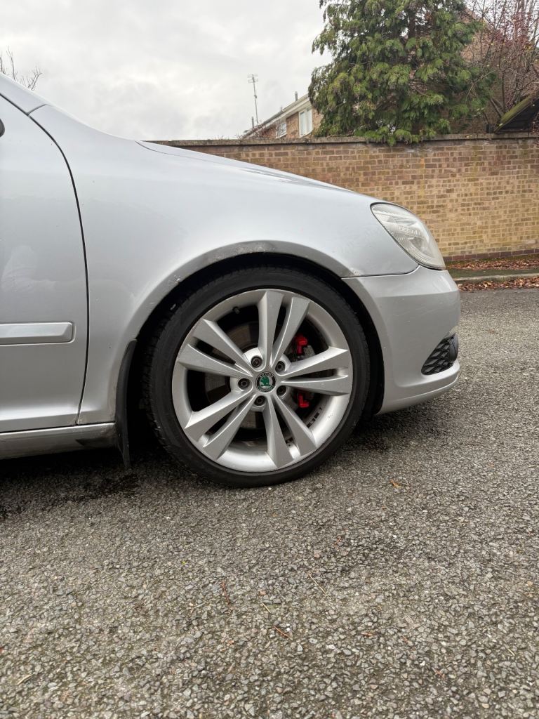 Skoda, OCTAVIA, Hatchback, 2010, Manual, 1968 (cc), 5 doors