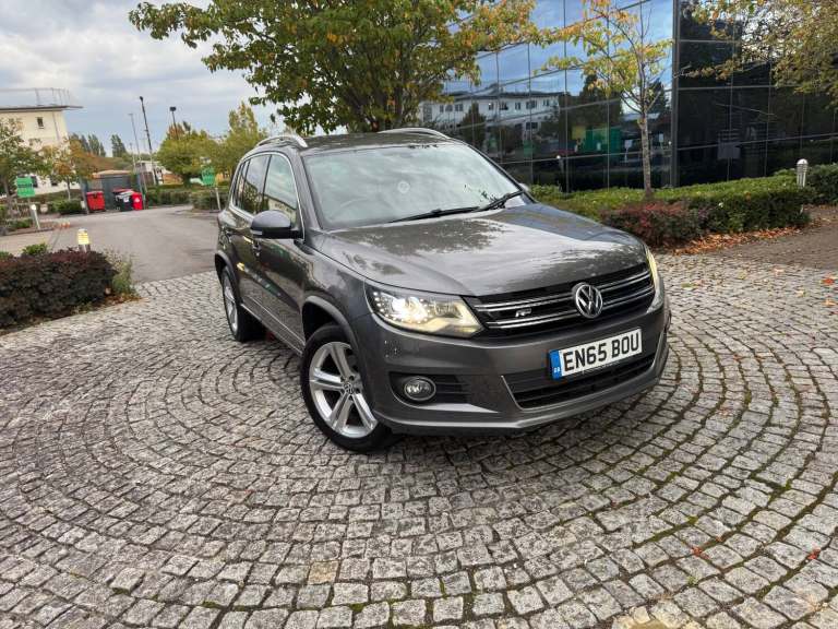 2015 Volkswagen Tiguan 2.0 TDi BlueMotion Tech R-Line Edition 150 5dr DSG ESTATE Diesel Automatic
