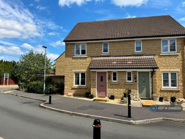 3 bedroom house in Poole Road, Malmesbury, SN16 (3 bed) (#2569233)