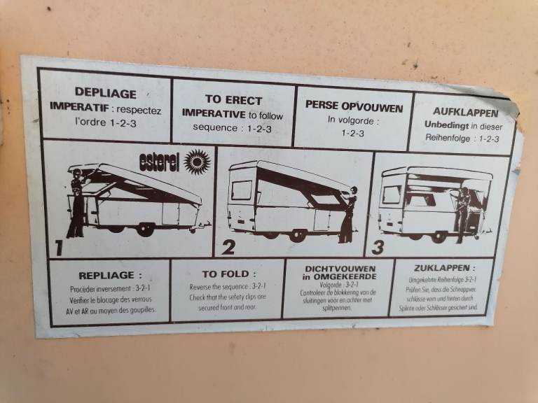 Esterel folding caravan 