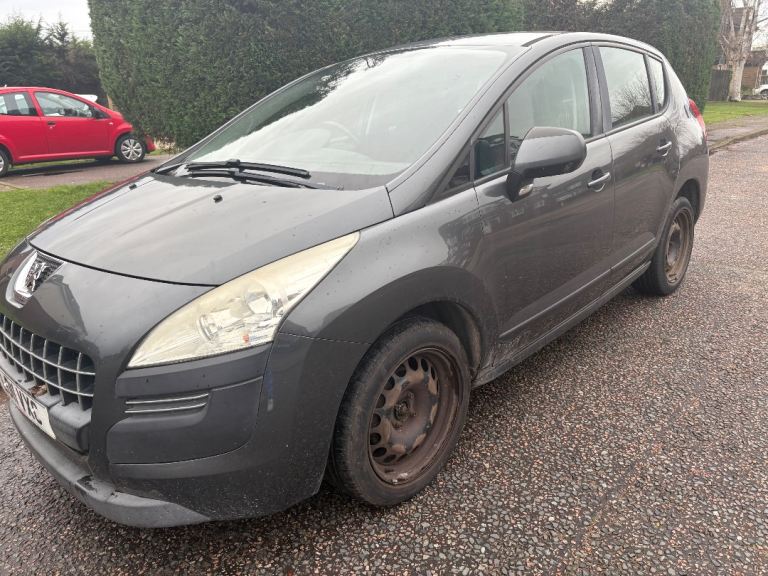 Peugeot, 3008, Hatchback, 2011, Manual, 1560 (cc), 5 doors