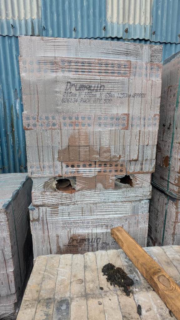 11 Pallets of Drumquim Bricks - New Condition