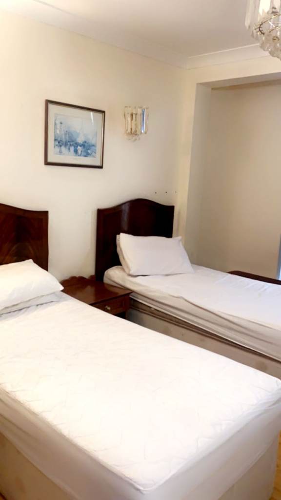 (BILLS INCLUDED & AVAILABLE NOW) ..NICE BIG DOUBLE Room in REDBRIDGE, IG1 3SS for £698pcm