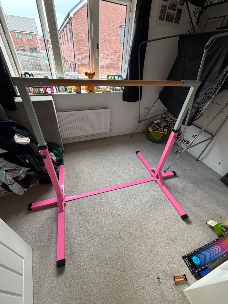 Kids gymnastics bar