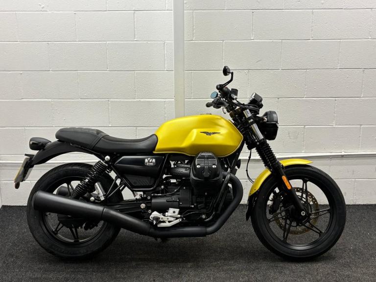 MOTO GUZZI V7 STONE ** NATIONWIDE WARRANTY - 12 MONTHS MOT **