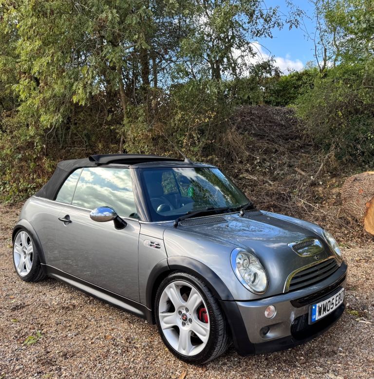 Mini, CONVERTIBLE, Convertible, 2005, Manual, 1598 (cc), 2 doors
