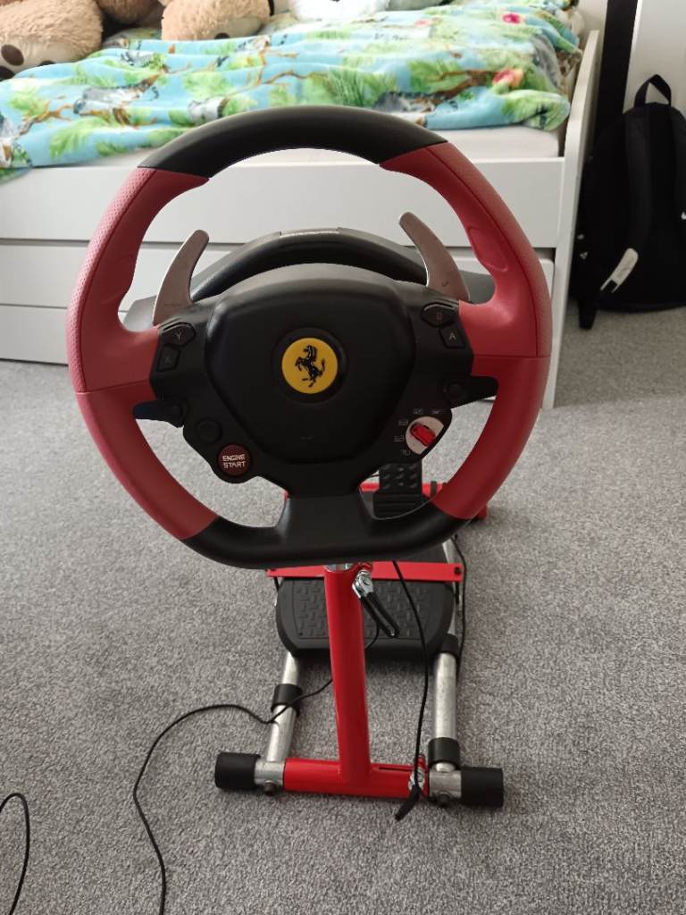Thrustmaster ferrari 458 spider 