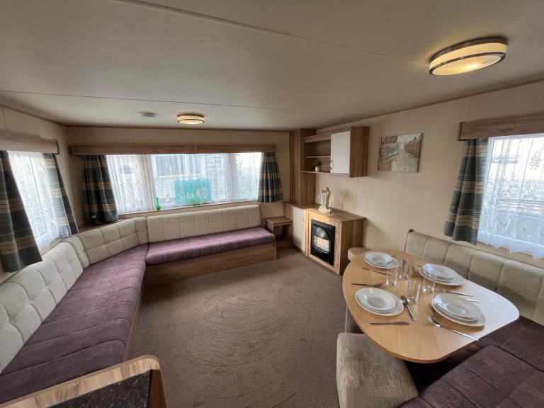 3 BEDROOM CARAVAN TOWYN [Phone number removed]