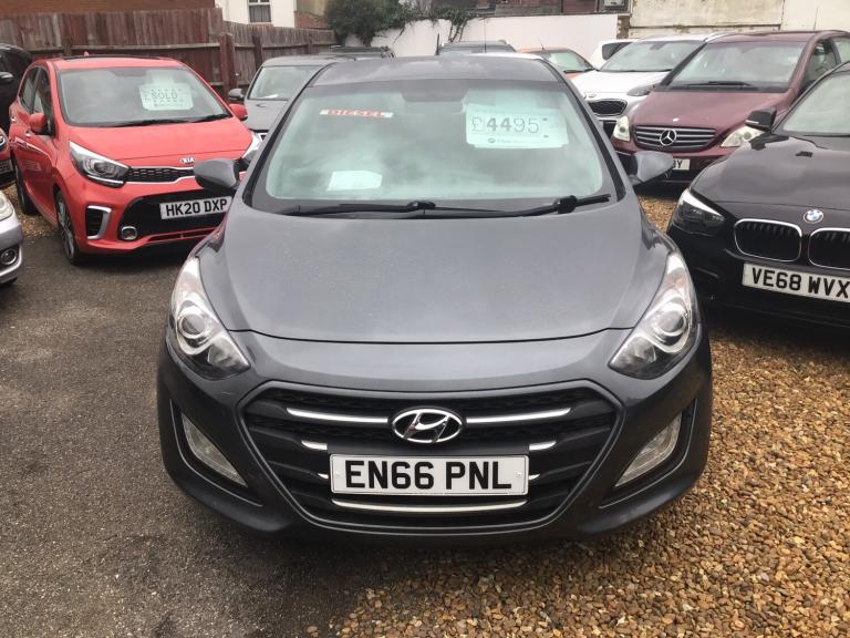 2016 Hyundai i30 1.6 CRDi Blue Drive SE 5dr HATCHBACK Diesel Manual
