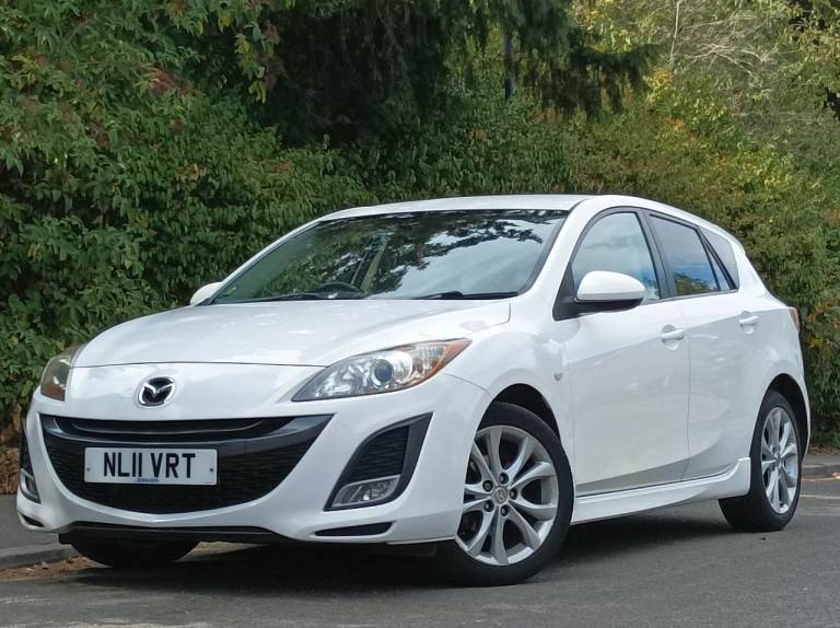 2011 Mazda 3 Sport 1.6 Petrol. Heated Leather Seats. Service History. Mot March. Bluetooth.