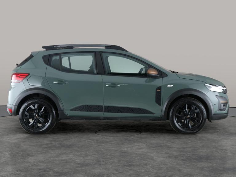 2024 Dacia Sandero Stepway 1.0 TCe EXTREME Hatchback 5dr Petrol Manual Euro 6 (s/s) (90 ps) - LAN...