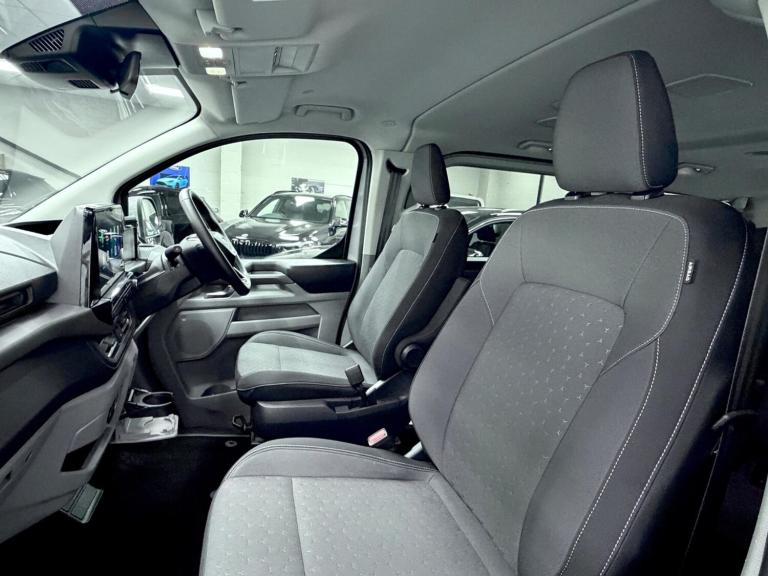 2024 Ford E-Tourneo Custom 340 65kWh Titanium Auto L1 5dr MPV Electric Automatic