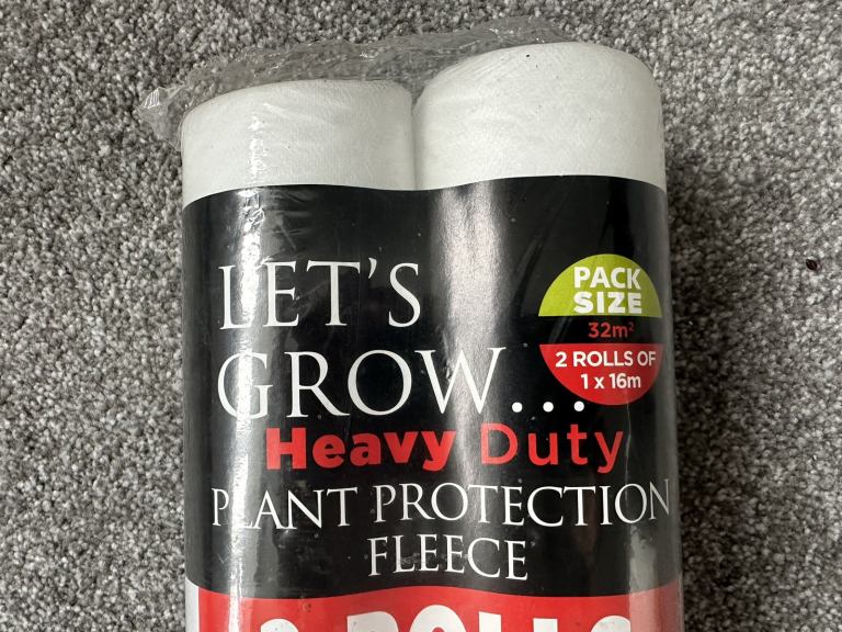 2 rolls of plant protection fleece 32m2 A bargain £12