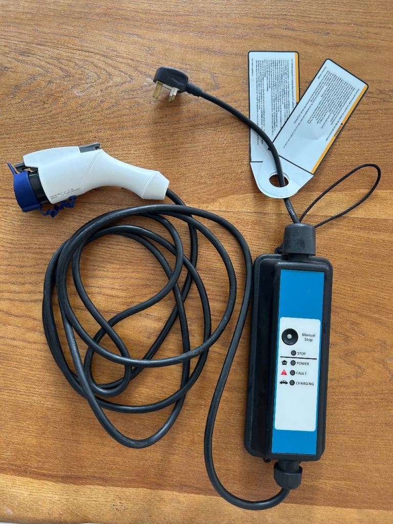 Genuine Mitsubishi Outlander 15+ Yazaki Charger