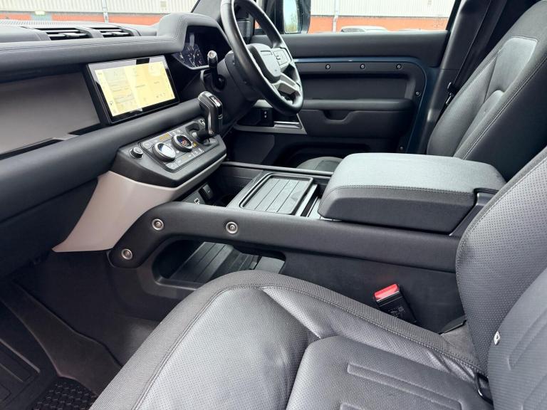 2020 Land Rover Defender 110 3.0 D300 MHEV SE Hard Top SUV Auto 4WD MWB Euro 6 (s/s) 5dr PANEL VA...