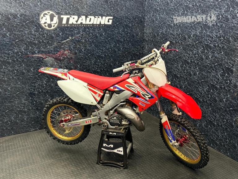 Honda CR 125 2005 ( YZ / SX / KX / TC / MC ) @ AJ TRADING 