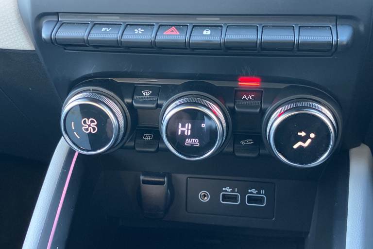 2023 Renault Clio 1.6 E-TECH full hybrid 145 Techno 5dr Auto Hatchback PETROL/ELECTRIC Automatic