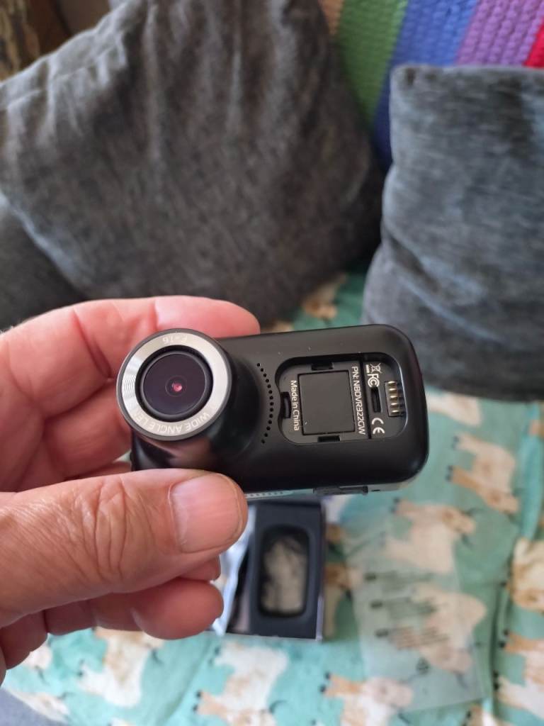 Nextbase dash cam 322GW