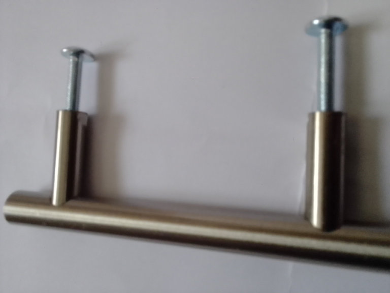 14. Kitchen cupboard Bar handles
