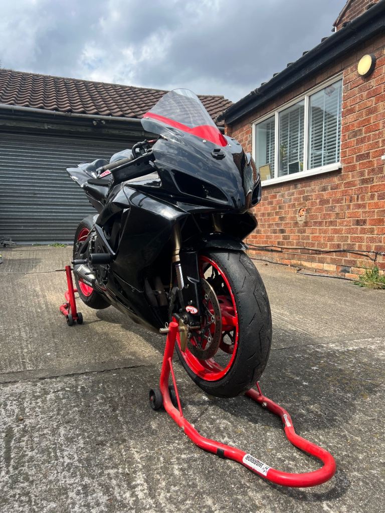 Suzuki GSXR 750cc K6