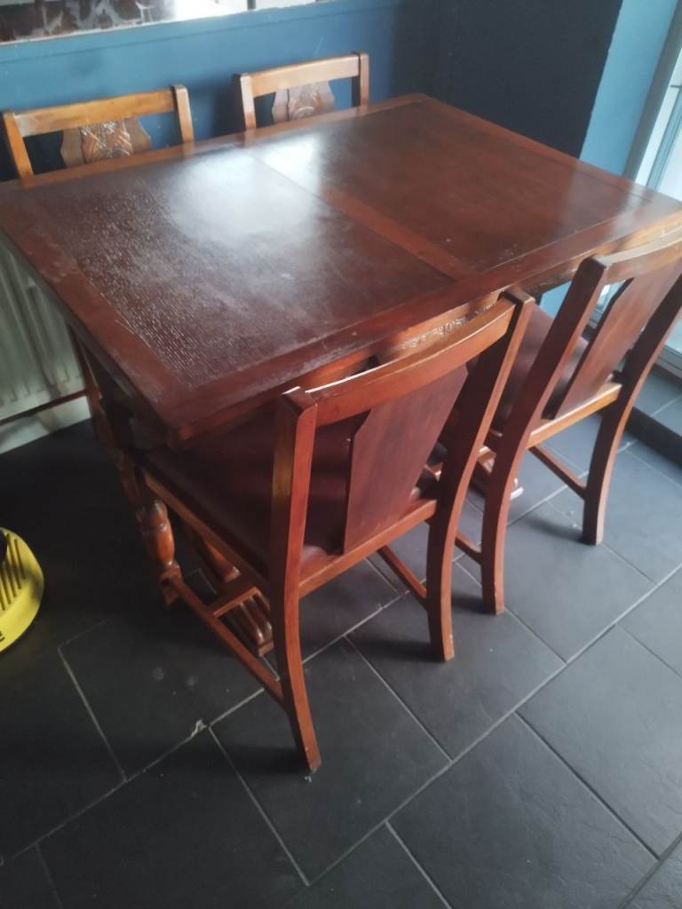 Wooden Dining Table and Chairs Set – Good Condition