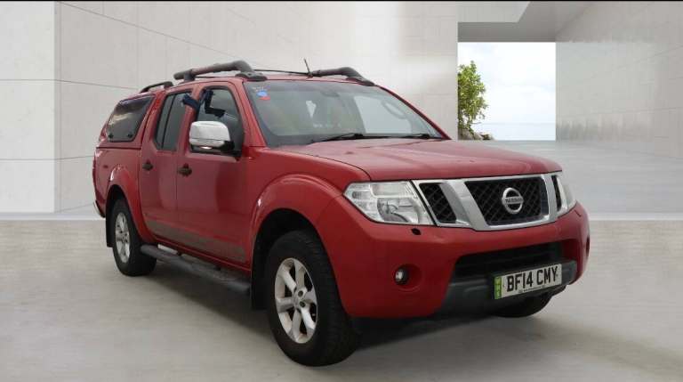 2014 Nissan Navara Double Cab Pick Up Tekna 2.5dCi 190 4WD PICK UP Diesel Manual