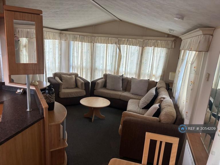 2 bedroom house in St Josephs Park, Bristol, BS16 (2 bed) (#3054209)