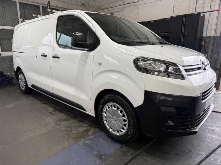 2017 Citroen Dispatch 1.6 BlueHDi 1000 X M FWD 2 Euro 6 6dr PANEL VAN Diesel Manual